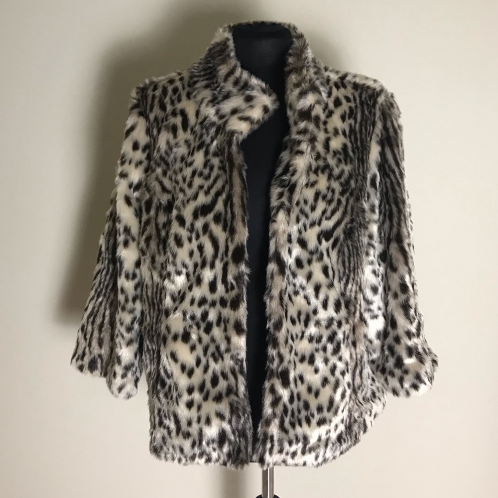 Chico’s Faux Fur Leopard Jacket Cream/Brown